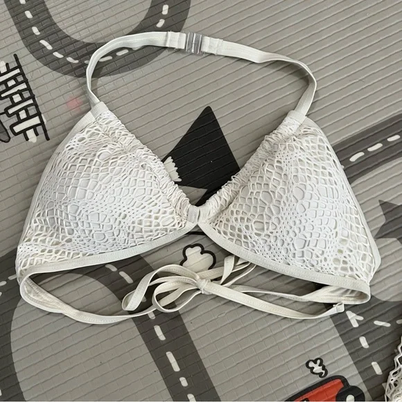 Lacey Bikini set - Picture 2 of 8